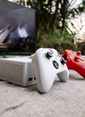 Jak vybrat televizi pro PS5 a Xbox Series X: 5 parametrů, které rozhodují o 120 Hz a VRR