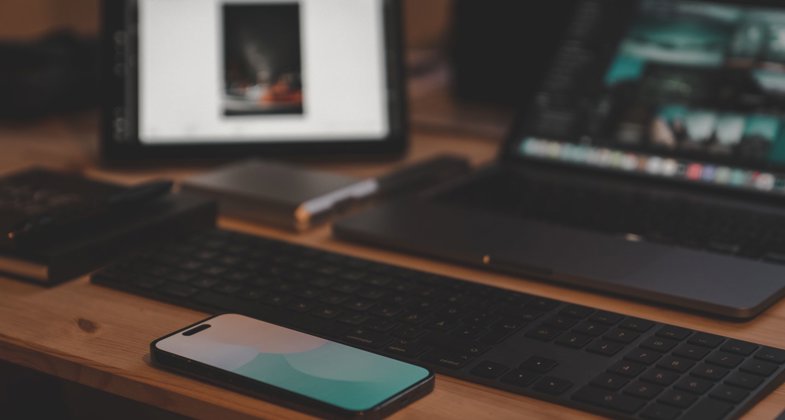 Srovnání lokální AI: mobil se 16GB RAM versus notebook se 64GB paměti
