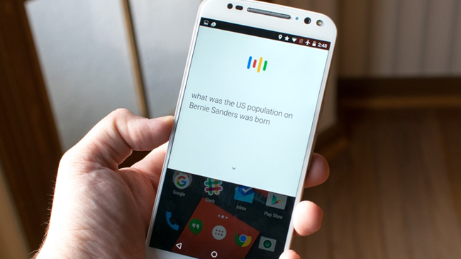 České hlasové povely pro ovládání a vyhledávání OK Google Assistant