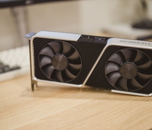 Kolik VRAM potřebujete pro lokální AI: přehled od 7B do 70B modelů