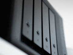 Docker na NAS: Home Assistant, Immich a lokální AI bez cloudu