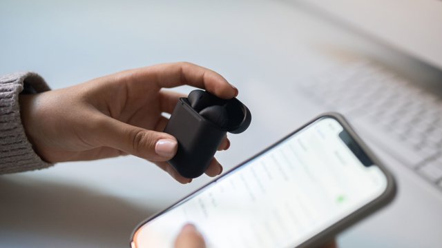 Bluetooth kodeky v praxi: proč stejná sluchátka hrají na každém telefonu jinak