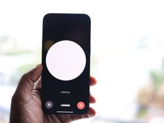 Srovnání AI funkcí: Pixel, Galaxy a iPhone – co v Česku skutečně použijete