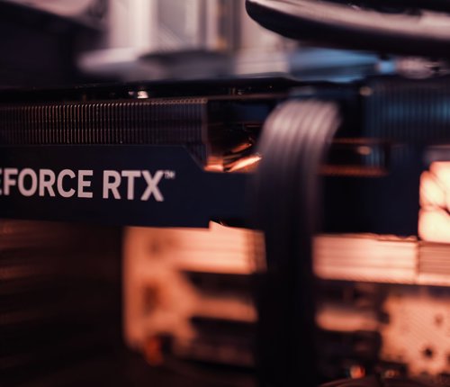 Upgrade staršího PC pro lokální AI: které komponenty vyměnit a kdy koupit mini-PC