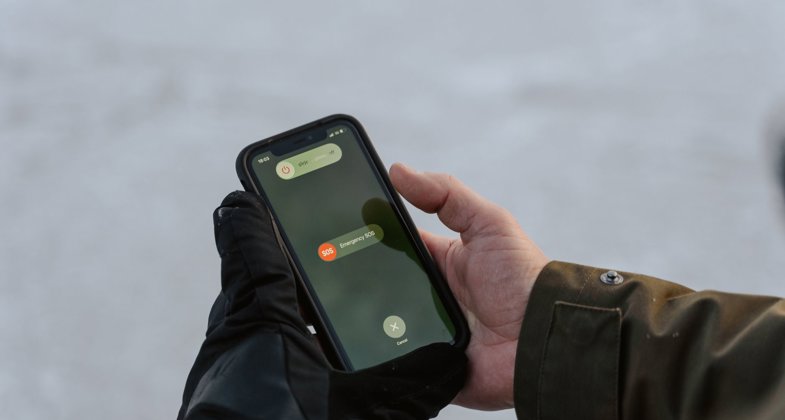 Satelitní SOS v praxi: jak funguje a které telefony ho v Česku zvládnou