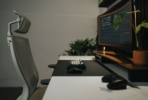 Jak vybrat monitor pro práci i hry: 5 parametrů, které rozhodují