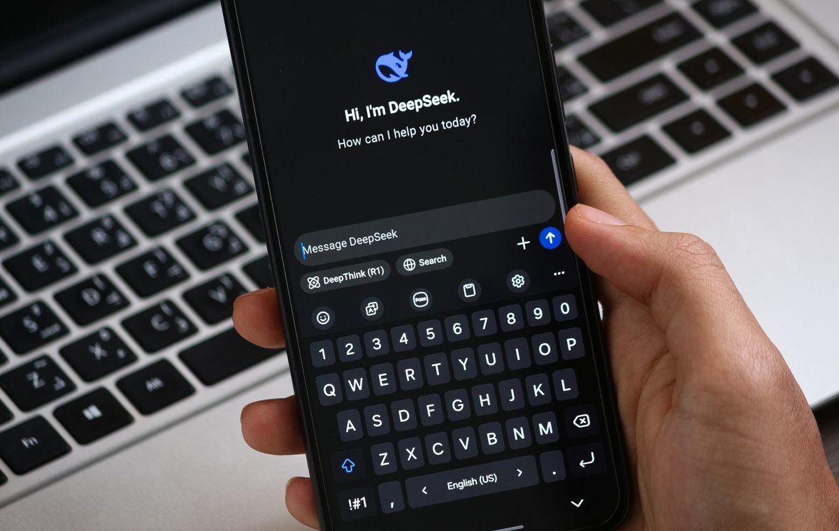 Lokální AI v telefonu: 1B model zvládne každý, 7B jen špičky s 16 GB RAM
